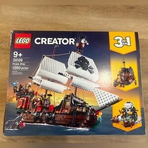 Lego Creator Pirate Ship